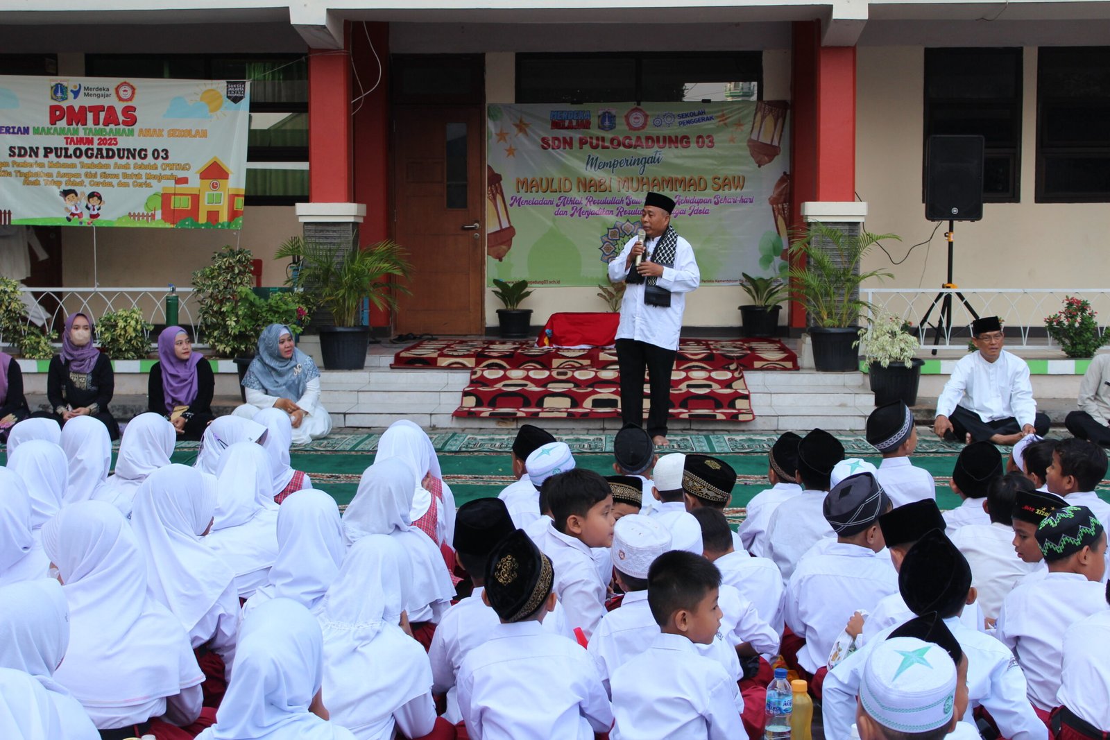 Peringatan Maulid Nabi Muhammad Saw di SDN Pulogadung 03